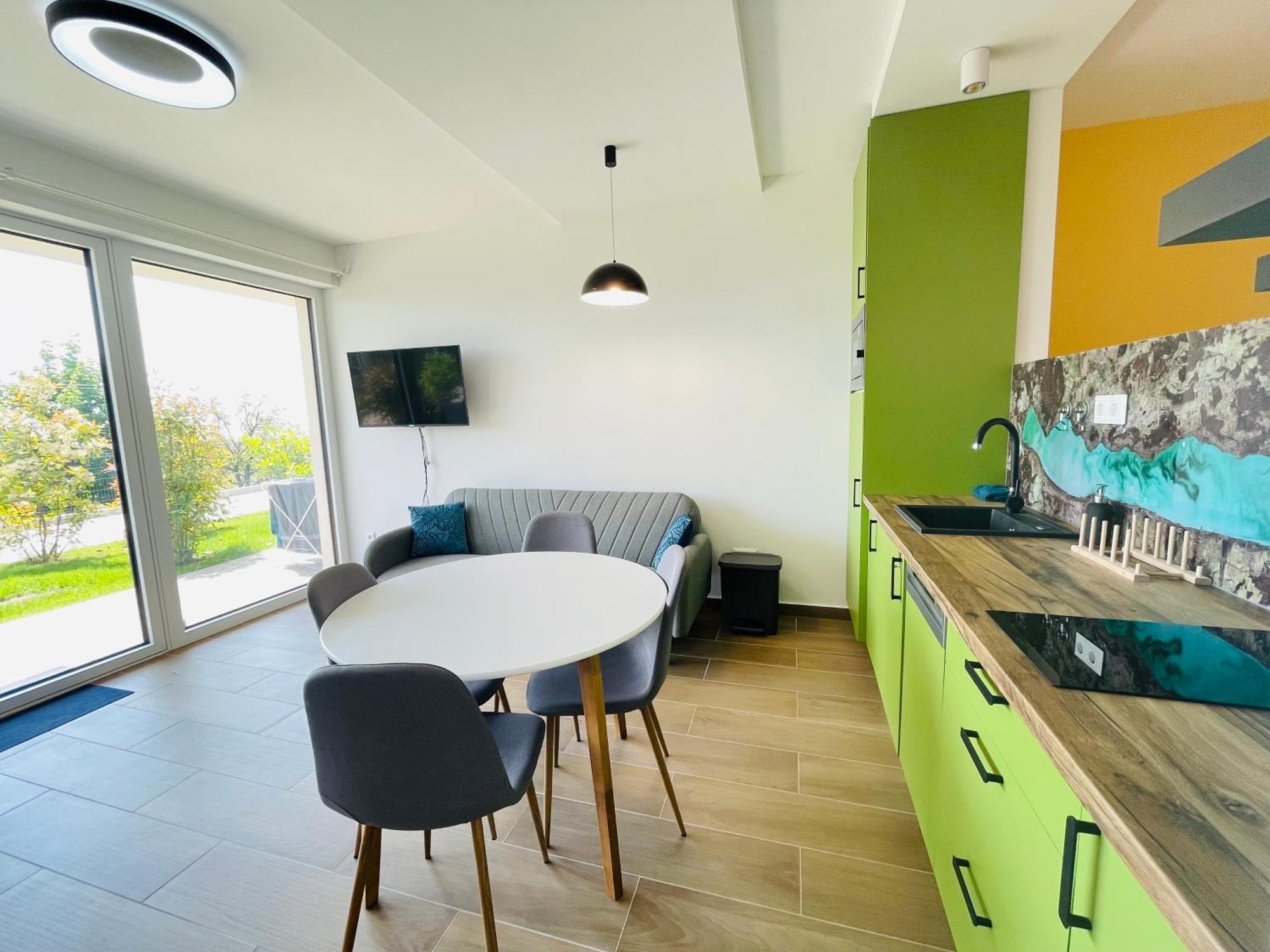 Panorama Superior Apartments - Pool, Garden, Parking Balatonalmádi Eksteriør bilde